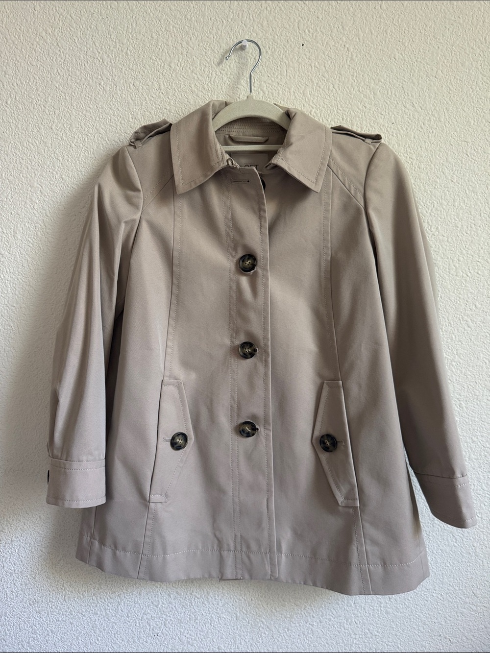 NWT LOFT Light Taupe Women's Trench Coat Size 00P